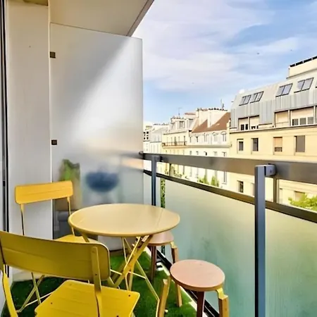 Soleil Du Canal Saint Martin Apartment